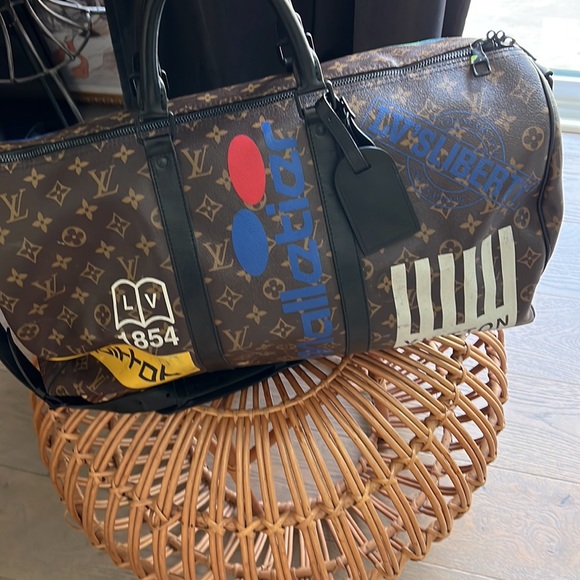 Louis Vuitton Keepall Bandouliere Bag - Picture 13 of 16